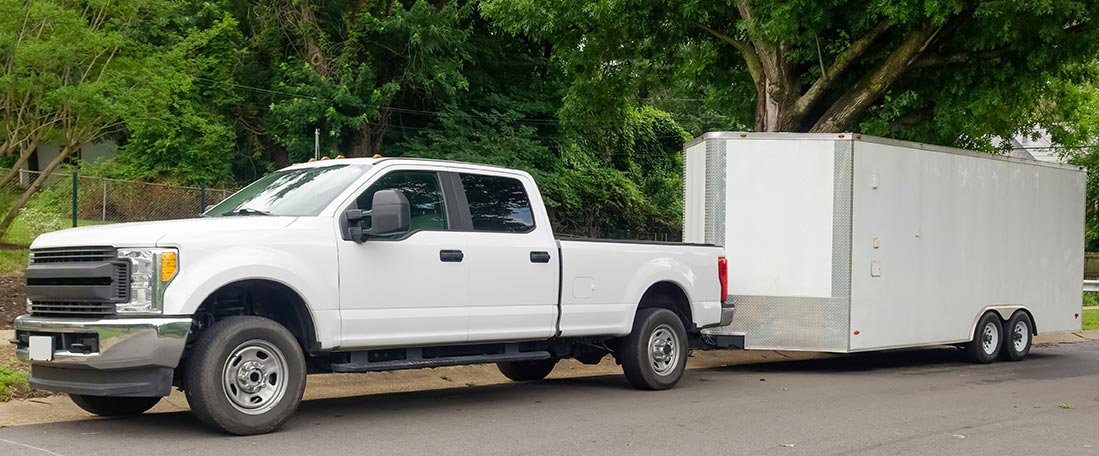 White-Truck-and-Utility-Trailer Truck Maintenance Reduces Tire Wear